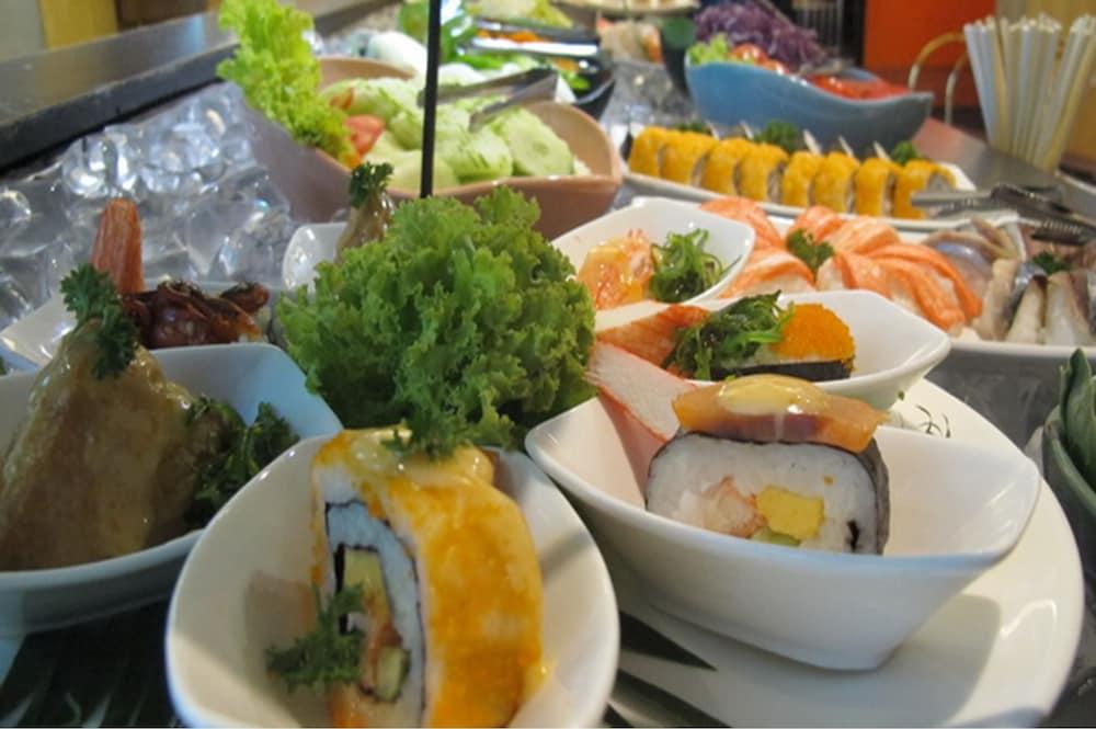 Tai Pan Hotel - Sha Plus Certified Бангкок Екстер'єр фото