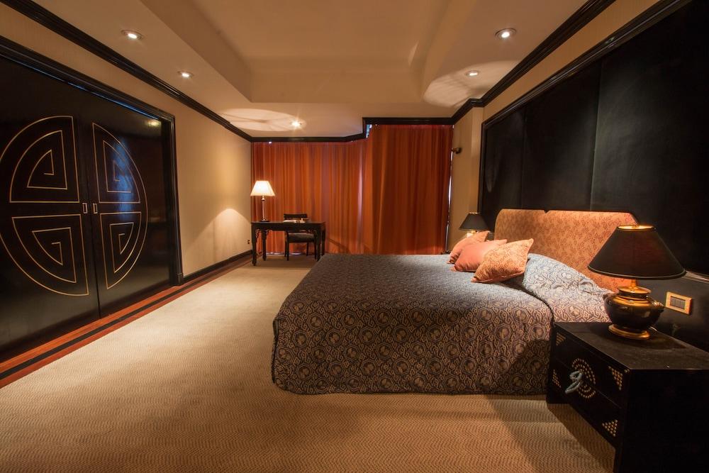 Tai Pan Hotel - Sha Plus Certified Бангкок Екстер'єр фото
