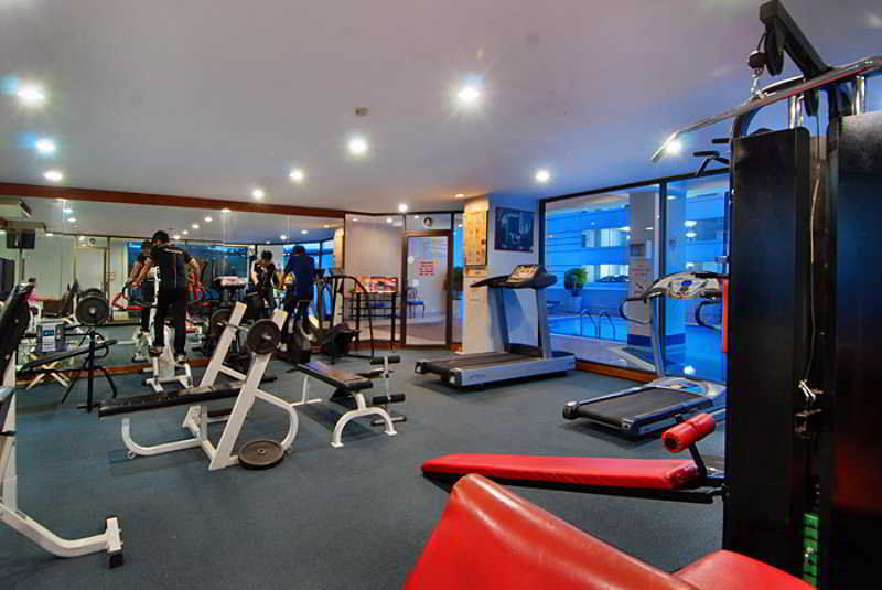 Tai Pan Hotel - Sha Plus Certified Бангкок Екстер'єр фото