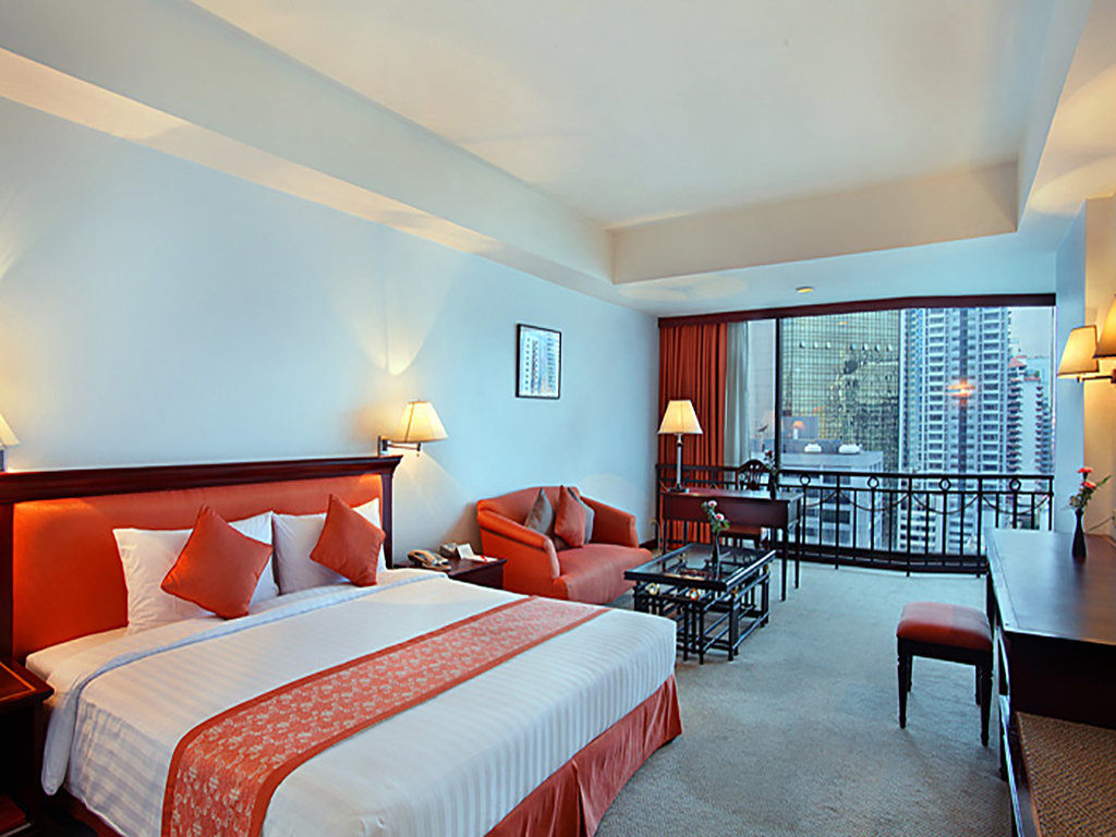 Tai Pan Hotel - Sha Plus Certified Бангкок Екстер'єр фото